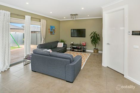 Property photo of 17 Vanin Street Wollert VIC 3750