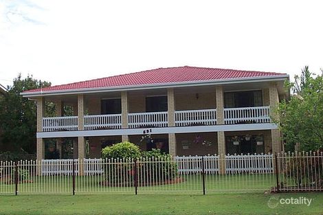 593 Esplanade, Urangan, QLD 4655