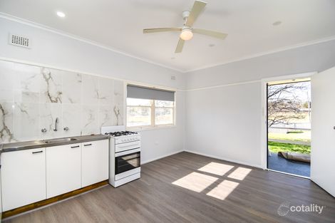 Property photo of 2 Maxwell Avenue Orange NSW 2800