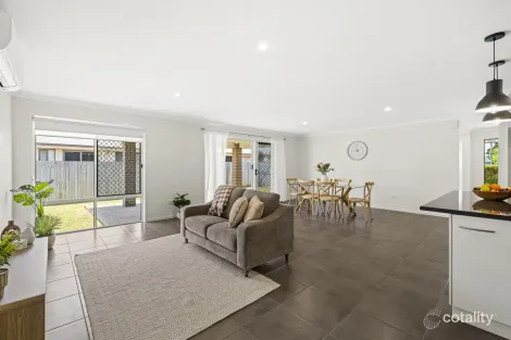 Property photo of 3 Vinnicombe Street Kearneys Spring QLD 4350