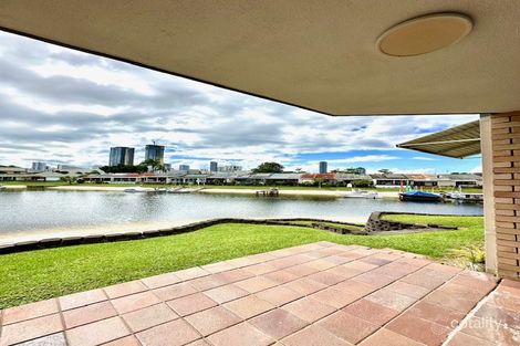 2/24 Aquila Ct, Mermaid Waters, QLD 4218