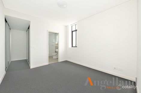 Property photo of 805/27 Hill Road Wentworth Point NSW 2127