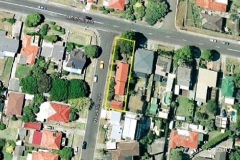 Property photo of 3 Hogarth Avenue Dee Why NSW 2099
