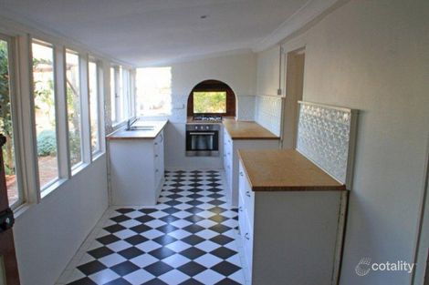 Property photo of 10 Ninth Road York WA 6302