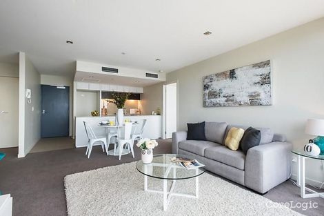 Property photo of 2302/100 Harbour Esplanade Docklands VIC 3008