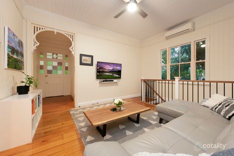 Property photo of 10 Lily Avenue Yeronga QLD 4104