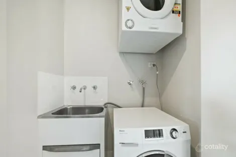 Property photo of 16/148-154 Railway Parade Queens Park WA 6107