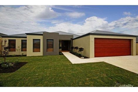 11 Barcoo Bend, Hammond Park, WA 6164