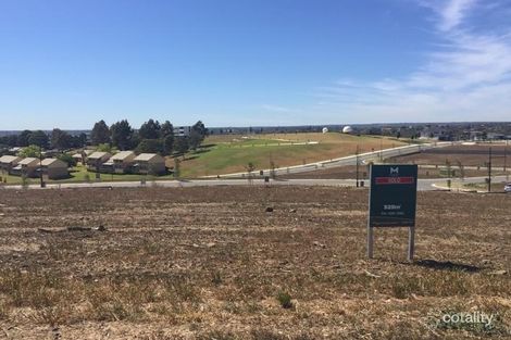 42 Mahoney Dr, Campbelltown, NSW 2560