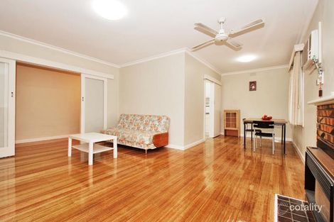 Property photo of 8 Mandowie Crescent Croydon VIC 3136
