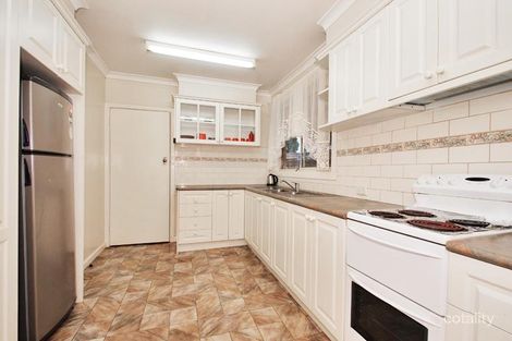 Property photo of 8 Mandowie Crescent Croydon VIC 3136