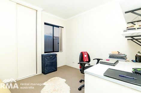Property photo of 18A Condil Way Success WA 6164