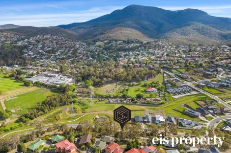 Property photo of 12 Kiewa Rise Lenah Valley TAS 7008