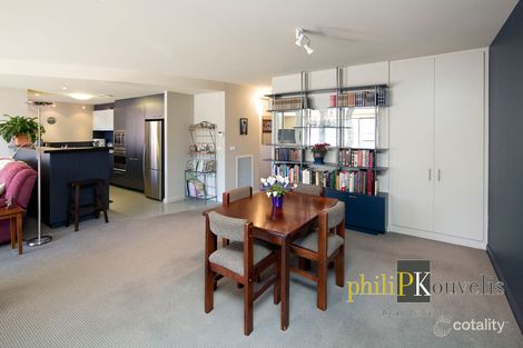 Property photo of 13/1 Eldridge Crescent Garran ACT 2605