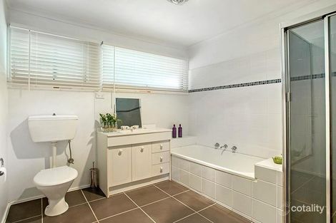 Property photo of 9 Munich Drive Keilor Downs VIC 3038
