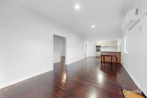 Property photo of 6 Wattle Street North Booval QLD 4304