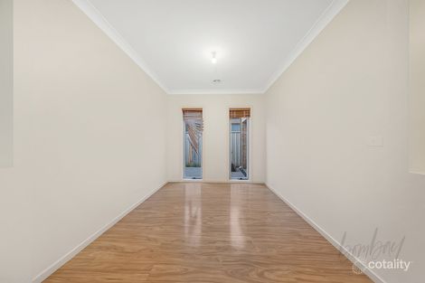 Property photo of 30 Balyang Way Craigieburn VIC 3064