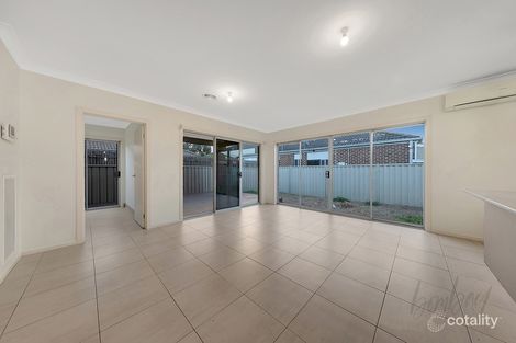 Property photo of 30 Balyang Way Craigieburn VIC 3064