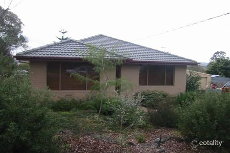 8 Slingsby Ave, Beaconsfield, VIC 3807