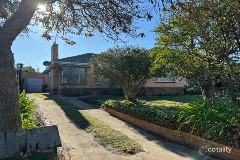 Property photo of 14 Bruce Street Strathmore VIC 3041