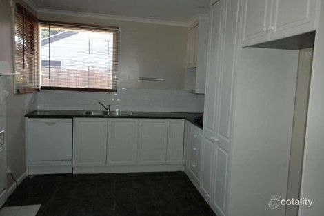 Property photo of 12 Queen Victoria Street Newington VIC 3350