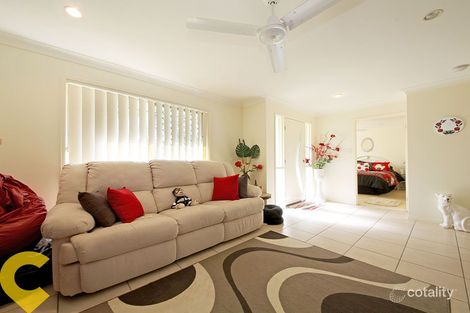 Property photo of 8 Cronulla Place Sandstone Point QLD 4511
