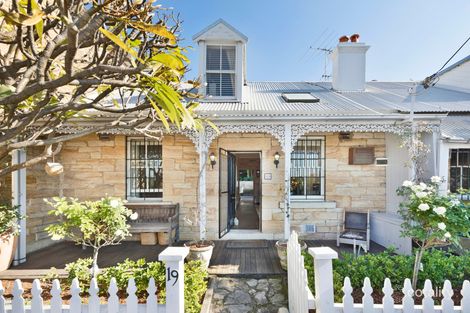 Property photo of 19 Mackenzie Street Rozelle NSW 2039