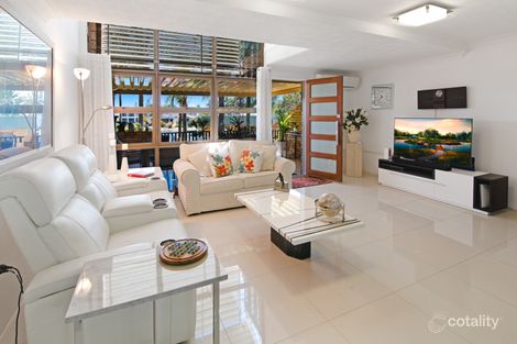 Property photo of 13/33-39 Hooker Boulevard Broadbeach Waters QLD 4218