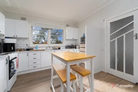 Property photo of 38 Queen Street Uralla NSW 2358