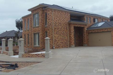 Property photo of 14 Pro Hart Way Caroline Springs VIC 3023