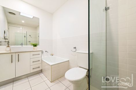 Property photo of 1/221 Westgarth Street Northcote VIC 3070