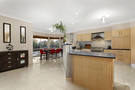 Property photo of 33 St Kilda Parade Taylors Hill VIC 3037