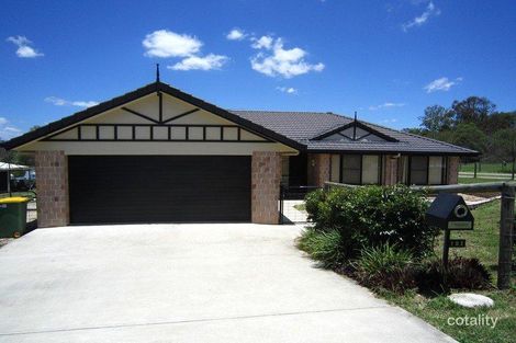 121 Bayley Rd, Pine Mountain, QLD 4306