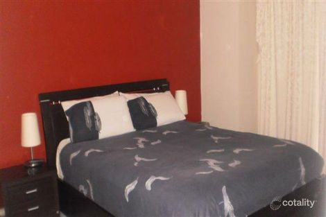 Property photo of 5 Crossdale Green Craigieburn VIC 3064