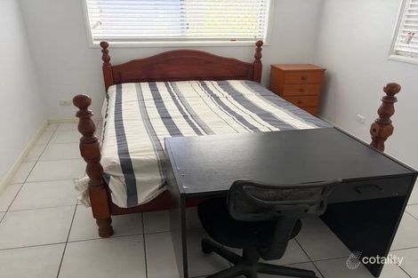 Property photo of 1/217 Central Street Labrador QLD 4215