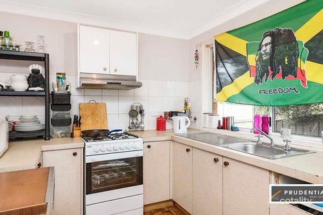 Property photo of 2 Broom Place St Andrews NSW 2566