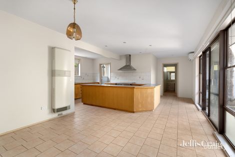 Property photo of 27 Longs Road Lower Plenty VIC 3093