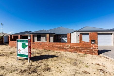 Property photo of 30 Roxburghe Drive The Vines WA 6069