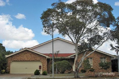 33 Apollo Rd, Taylors Lakes, VIC 3038