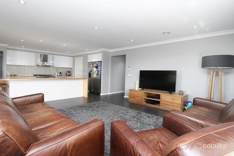 Property photo of 69 Swanbrooke Street Windradyne NSW 2795