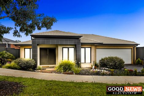 Property photo of 8 Yass Court Manor Lakes VIC 3024