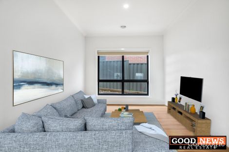 Property photo of 8 Yass Court Manor Lakes VIC 3024