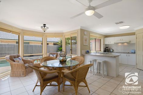 Property photo of 6 Spruce Close Hamlyn Terrace NSW 2259