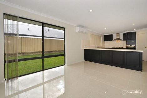 Property photo of 17 Mears Road Yakamia WA 6330