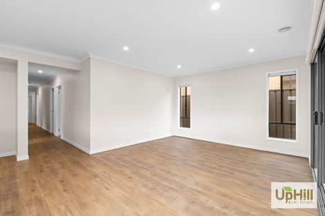 Property photo of 86 Yaralla Circuit Clyde VIC 3978