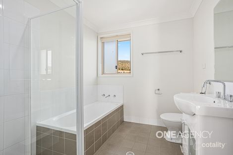 Property photo of 2/63 Mortlock Drive Albion Park NSW 2527