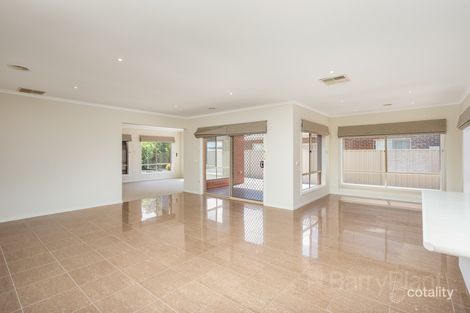 Property photo of 48 Breakwater Crescent Point Cook VIC 3030