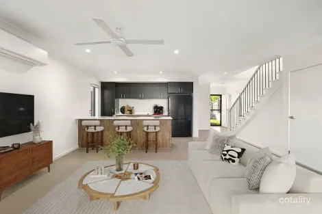 Property photo of 52 Solar Circuit Spring Mountain QLD 4300