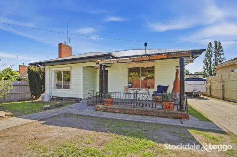 Property photo of 22 Service Road North Moe VIC 3825