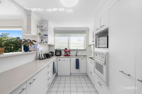 Property photo of 6/160 Clarence Road Indooroopilly QLD 4068